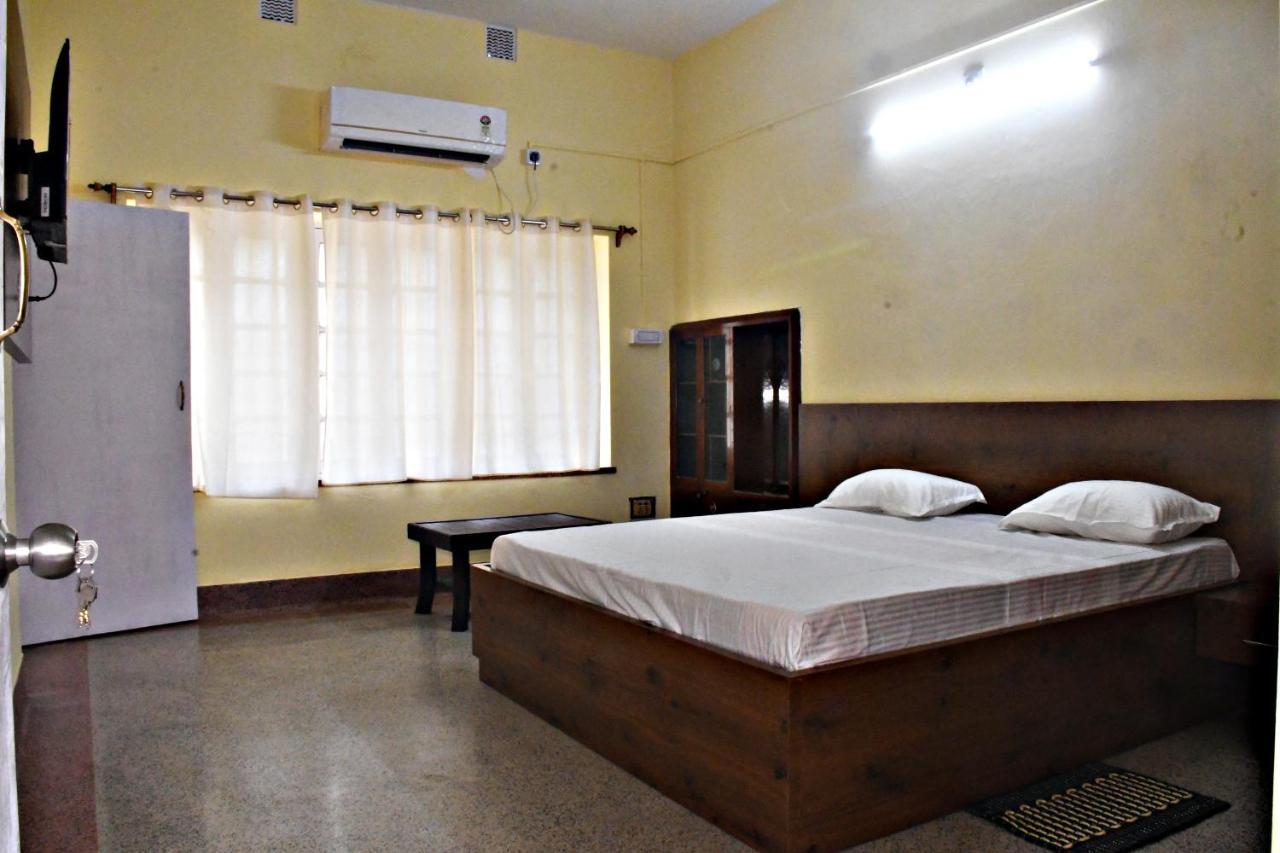 Jhargram Eshani Hotels&Guest House Exterior foto